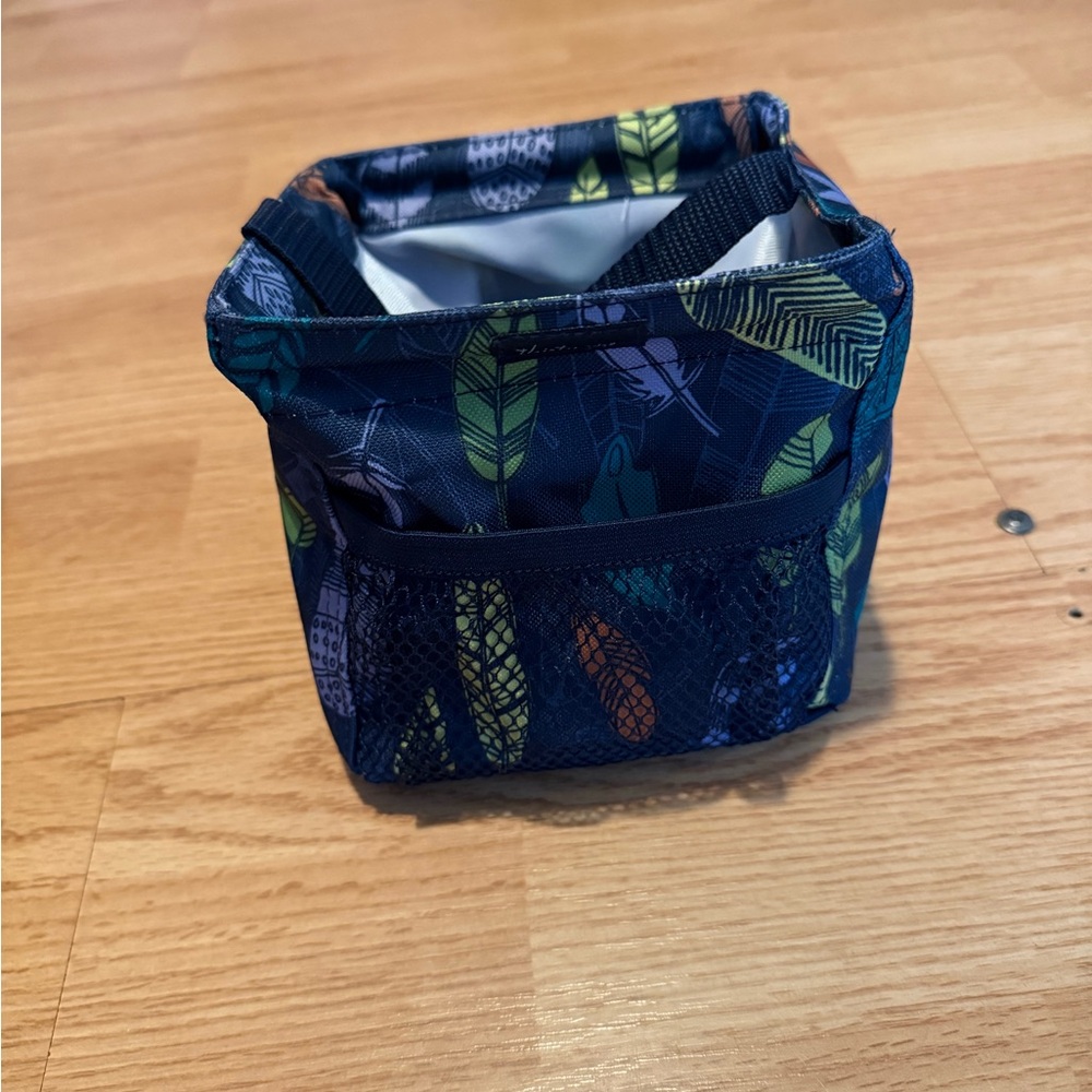 Thirty One feather small carry it all caddy